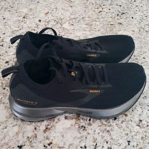 Brooks Levitate 3 Womens Size 7